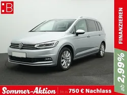 Silber Gebraucht 2024 VW Touran Highline Van / Kleinbus | 35.750 € (Fairer Preis)