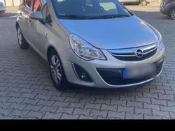 Silber Gebraucht 2012 Opel Corsa Limousine | 3.300 € (Fairer Preis)