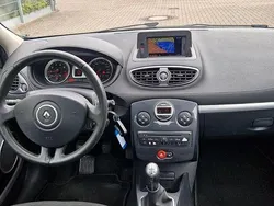 Schwarz Gebraucht 2010 Renault Clio III Night&Day Limousine | 3.597 € (Fairer Preis)