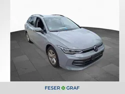 Mondsteingrau Gebraucht 2024 VW Golf VIII Life Kombi | 28.940 € (Fairer Preis)
