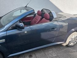 Grau Gebraucht 2007 Opel Tigra Cabrio | 2.000 € (Fairer Preis)