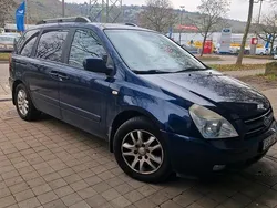 Blau Gebraucht 2007 Kia Carnival Van / Kleinbus | 3.800 € (Teuer)