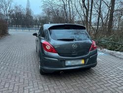 Grau Gebraucht 2010 Opel Corsa Coupé | 1.650 € (Fairer Preis)