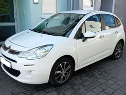 Weiß Gebraucht 2015 Citroën C3 PureTech Kleinwagen | 5.300 € (Fairer Preis)