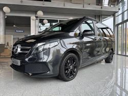 Grau Gebraucht 2021 Mercedes V250 Van / Kleinbus | 42.900 € (Guter Preis)
