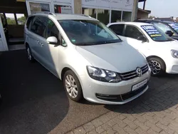 Silber Gebraucht 2013 VW Sharan Highline Van / Kleinbus | 14.885 € (Teuer)