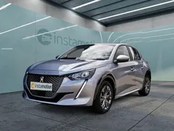 Grau Gebraucht 2021 Peugeot e-208 Active Kleinwagen | 15.949 € (Guter Preis)