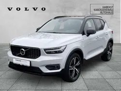 Silber / glacier silver (metallic) Gebraucht 2020 Volvo XC40 R-Design SUV | 29.930 € (Fairer Preis)