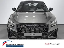 Daytonagrau perleffekt Neu 2024 Audi SQ2 Basis SUV | 65.755 € (Teuer)