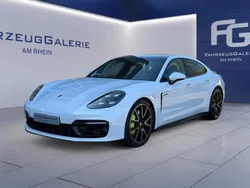 Porsche Panamera 4