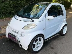 Weiß Gebraucht 1999 Smart ForTwo Coupé Kleinwagen | 4.200 €