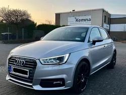 Silber Gebraucht 2016 Audi A1 Sportback Sport Kleinwagen | 12.600 € (Etwas zu teuer)