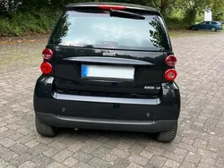 Schwarz Gebraucht 2009 Smart ForTwo Coupé Coupé | 3.399 € (Fairer Preis)