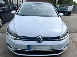 Weiß Gebraucht 2019 VW Golf VII Join Limousine | 13.000 € (Superpreis)