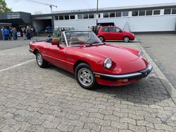 Rot Gebraucht 1987 Alfa Romeo Spider Cabrio | 9.250 €