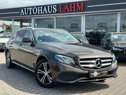Braun Gebraucht 2016 Mercedes E220 Avantgarde Kombi | 18.990 € (Etwas zu teuer)