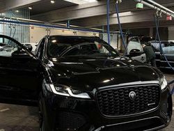 Gebraucht 2022 Jaguar F-Pace R-Dynamic SUV | 46.000 €