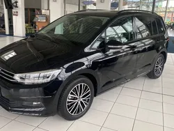 Schwarz Neu 2024 VW Touran Comfortline Van / Kleinbus | 38.498 € (Fairer Preis)