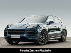 Blau Gebraucht 2024 Porsche Cayenne SUV | 119.880 € (Fairer Preis)