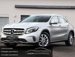 Silber Gebraucht 2017 Mercedes GLA200 Business SUV | 17.895 € (Fairer Preis)