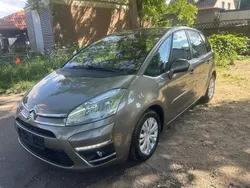 Braun Gebraucht 2011 Citroën C4 Picasso Van / Kleinbus | 5.200 € (Etwas zu teuer)