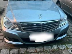 Grau Gebraucht 2012 Mercedes C180 Limousine | 12.700 €
