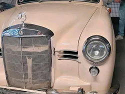 Weiß Gebraucht 1956 Mercedes 180 Limousine | 22.500 €