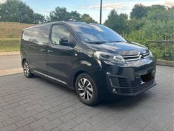 Schwarz Gebraucht 2023 Citroën e-Spacetourer Shine Van | 33.500 € (Fairer Preis)