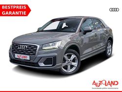 Grau Gebraucht 2020 Audi Q2 Sport SUV | 23.950 € (Etwas zu teuer)