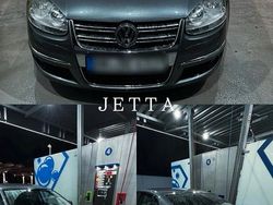 Grün Gebraucht 2008 VW Jetta Limousine | 3.600 €