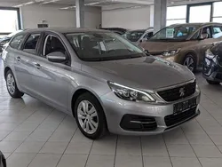 Grau Gebraucht 2019 Peugeot 308 Limousine | 10.800 € (Superpreis)