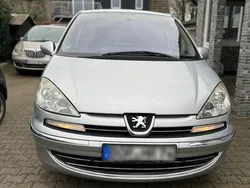 Silber Gebraucht 2010 Peugeot 807 Van / Kleinbus | 2.990 €