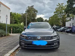 Grau Gebraucht 2016 VW Passat Highline Limousine | 18.200 € (Fairer Preis)