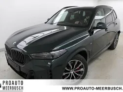 Sonderlackierung oxford green Gebraucht 2024 BMW X5 M Sport SUV | 84.999 € (Guter Preis)