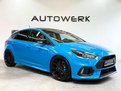 Blau Gebraucht 2017 Ford Focus RS Limousine | 34.999 €