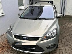 Silber Gebraucht 2009 Ford Focus Kombi | 2.000 € (Guter Preis)