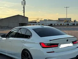 Weiß Gebraucht 2019 BMW 330 M Sport Limousine | 29.999 € (Fairer Preis)