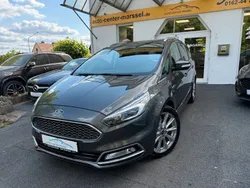 Magneticgrau (metallic) Gebraucht 2018 Ford S-MAX Vignale Van / Kleinbus | 23.990 € (Fairer Preis)