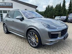 Grau Gebraucht 2016 Porsche Cayenne GTS Chrono SUV | 31.900 € (Guter Preis)