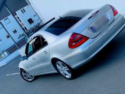 Silber Gebraucht 2003 Mercedes E270 Limousine | 4.000 € (Fairer Preis)