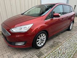 Rot Gebraucht 2017 Ford Grand C-Max Titanium Van / Kleinbus | 9.999 € (Guter Preis)