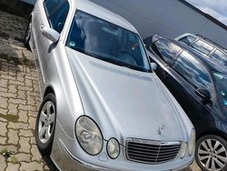 Gebraucht 2002 Mercedes E200 Limousine | 2.100 € (Fairer Preis)