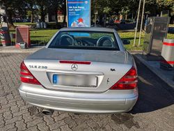 Silber Gebraucht 2000 Mercedes SLK230 Cabrio | 7.000 € (Fairer Preis)