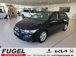 Deep black perleffekt Gebraucht 2022 VW Golf VIII Life Kombi | 18.469 € (Guter Preis)