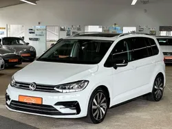 Pure white Gebraucht 2020 VW Touran R-line Van / Kleinbus | 31.490 € (Fairer Preis)