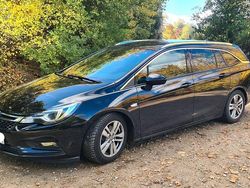 Schwarz Gebraucht 2019 Opel Astra Innovation Kombi | 11.000 € (Fairer Preis)