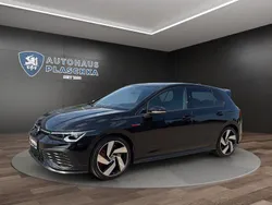 Deep black perleffekt (schwarz) Gebraucht 2021 VW Golf VIII | 32.448 € (Guter Preis)