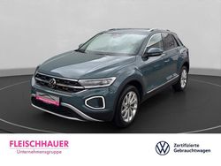 Blau Gebraucht 2024 VW T-Roc Style SUV | 24.990 € (Fairer Preis)