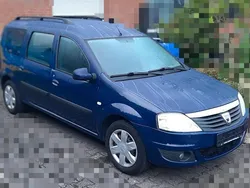 Blau Gebraucht 2009 Dacia Logan MCV Lauréate Kombi | 2.850 € (Fairer Preis)