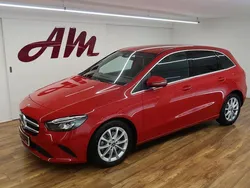 Rot Gebraucht 2019 Mercedes B200 Progressive Van / Kleinbus | 22.888 € (Fairer Preis)